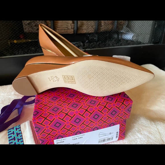 💥LAST ONE💥Tory Burch GIGI Wedge Pumps - Picture 4 of 7